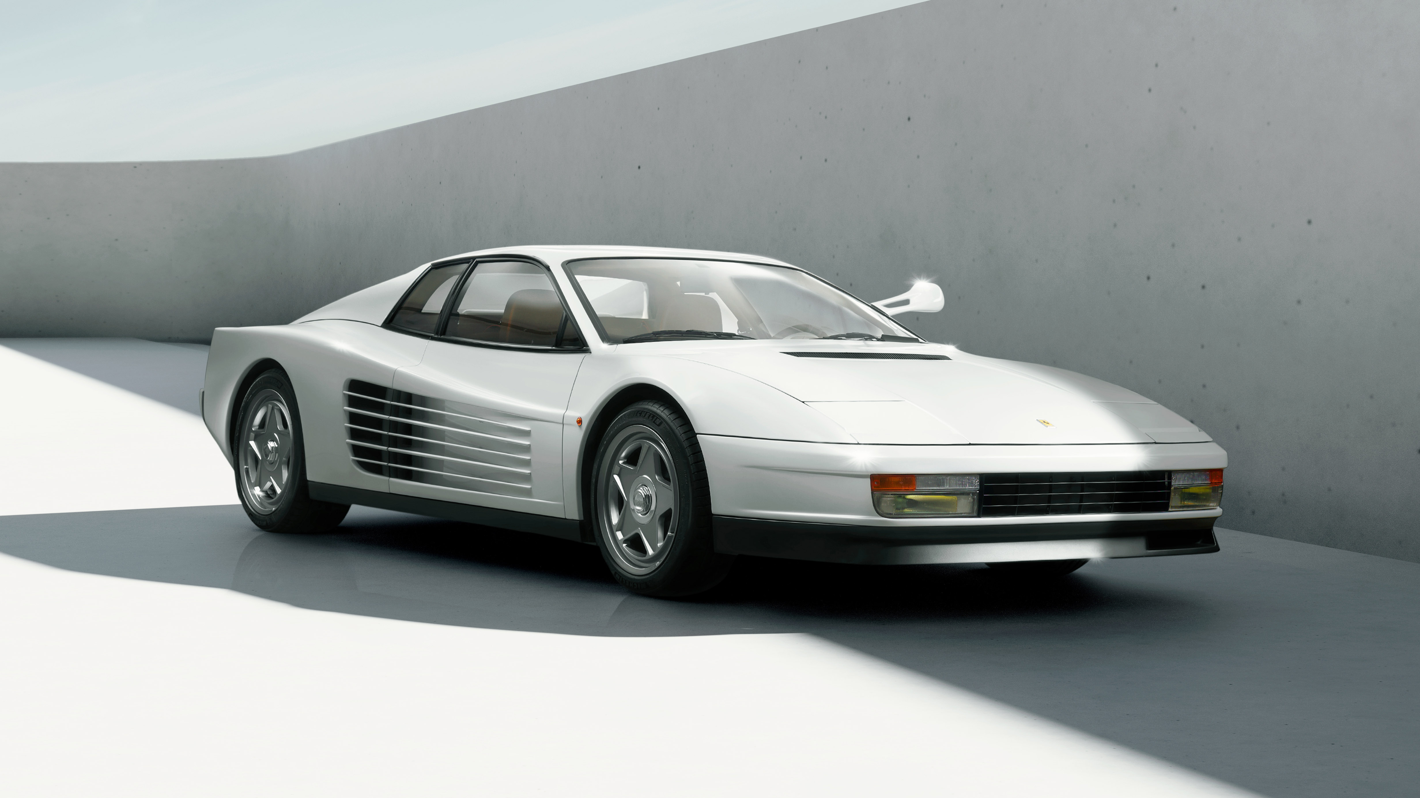 This is a 201mph restomodded Ferrari Testarossa | Top Gear